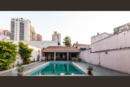 Casa à venda com 400m², 3 quartos e 1 vagaPiscina