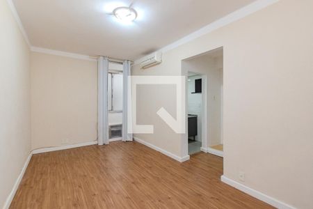 Sala/Quarto de kitnet/studio para alugar com 1 quarto, 36m² em Farroupilha, Porto Alegre