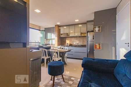 Sala de apartamento para alugar com 2 quartos, 56m² em Santa Quiteria, Curitiba