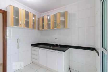 Apartamento à venda com 80m², 3 quartos e 2 vagasCozinha