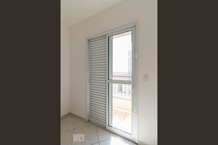 Apartamento à venda com 80m², 3 quartos e 2 vagasVaranda quarto 3 suíte