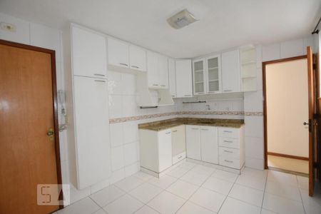 Apartamento à venda com 110m², 3 quartos e 1 vagaBanheiro Social
