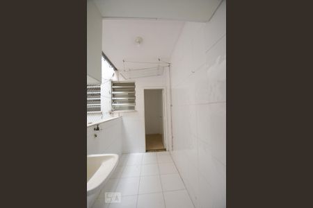 Apartamento à venda com 110m², 3 quartos e 1 vagaÁrea de Serviço