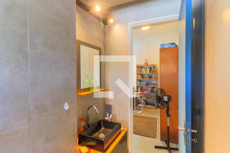 Casa à venda com 300m², 3 quartos e 2 vagasBanheiro do Escritório