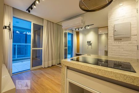 Studio para alugar com 35m², 1 quarto e 1 vaga Studio para alugar com 35m², 1 quarto e 1 vagaSala