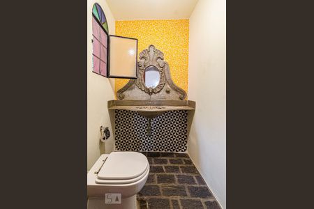 Casa à venda com 200m², 3 quartos e 2 vagasLavabo