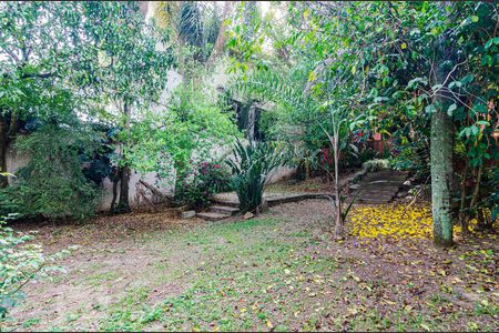 Casa à venda com 200m², 3 quartos e 2 vagasJardim