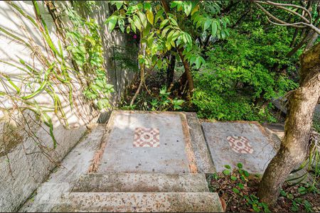 Jardim de casa à venda com 3 quartos, 200m² em Vila Madalena, São Paulo