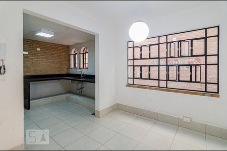 Casa à venda com 200m², 3 quartos e 2 vagasCopa