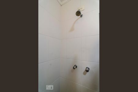 Casa à venda com 200m², 3 quartos e 2 vagasChuveiro