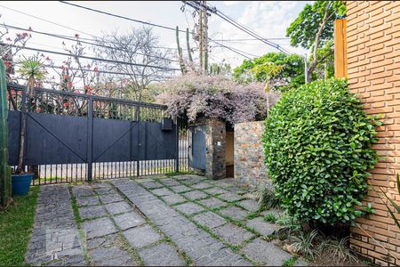 Casa à venda com 200m², 3 quartos e 2 vagasGaragem