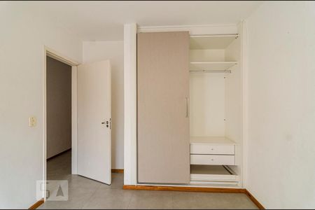 Casa à venda com 200m², 3 quartos e 2 vagasQuarto 2