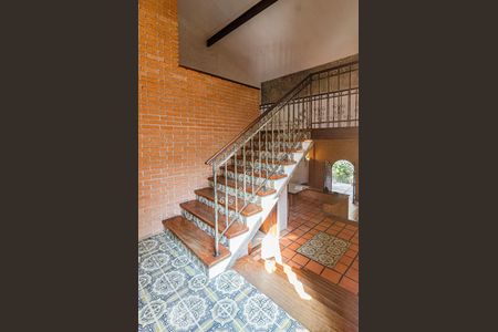 Escada de casa à venda com 3 quartos, 200m² em Vila Madalena, São Paulo