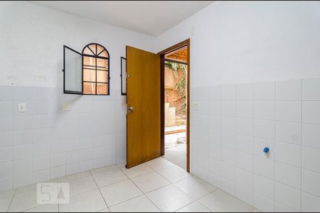 Casa à venda com 200m², 3 quartos e 2 vagasÁrea de serviço
