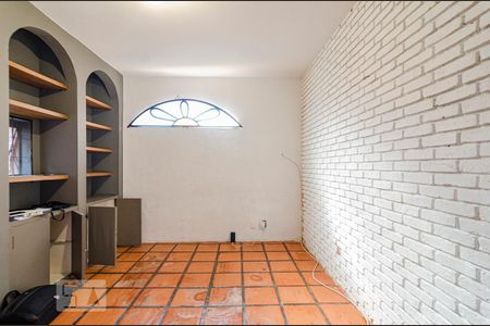 Casa à venda com 200m², 3 quartos e 2 vagasEscritório