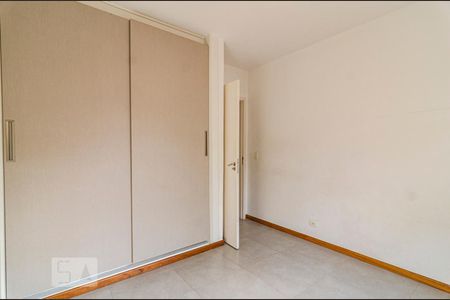 Casa à venda com 200m², 3 quartos e 2 vagasQuarto 3