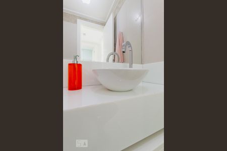 Lavabo de apartamento para alugar com 3 quartos, 140m² em Horto Bela Vista, Salvador
