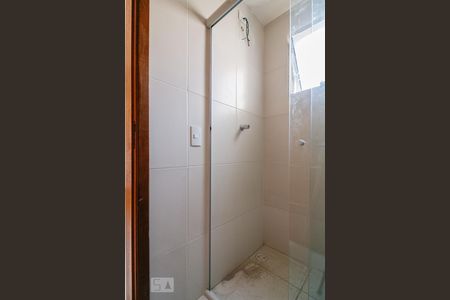 Banheiro de apartamento para alugar com 1 quarto, 37m² em Vila Matilde, São Paulo