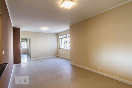 Apartamento à venda com 130m², 3 quartos e 1 vagaSala