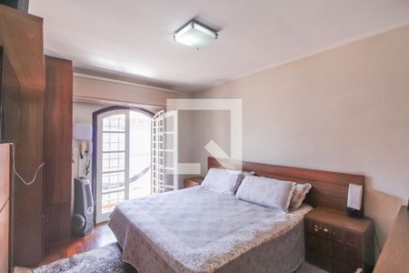 Casa à venda com 480m², 3 quartos e 3 vagasSuíte