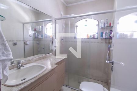 Casa à venda com 480m², 3 quartos e 3 vagasBanheiro 6