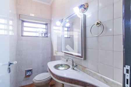 Casa à venda com 480m², 3 quartos e 3 vagasBanheiro 2