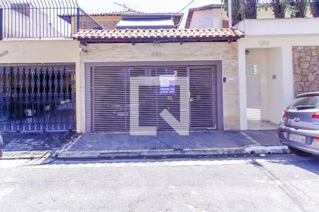 Casa à venda com 480m², 3 quartos e 3 vagasFachada