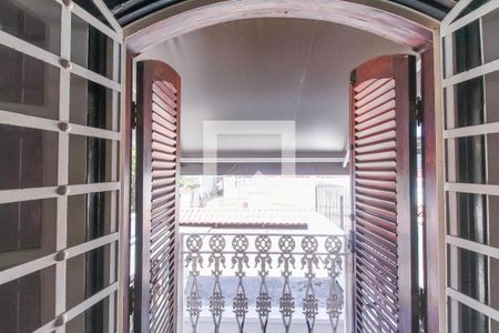 Casa à venda com 480m², 3 quartos e 3 vagasSacada do Quarto 1