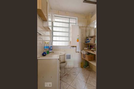 Casa à venda com 140m², 3 quartos e 1 vaga Casa à venda com 140m², 3 quartos e 1 vagaBanheiro