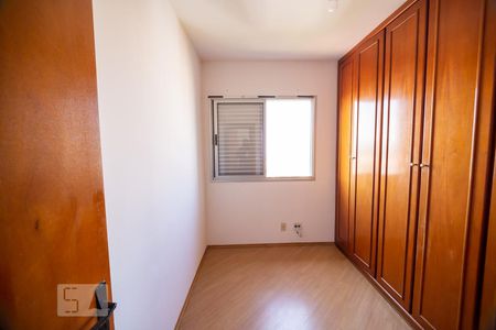 Quarto 2 de apartamento para alugar com 3 quartos, 70m² em Jaguaré, São Paulo