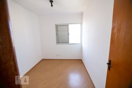 Quarto 1 de apartamento para alugar com 3 quartos, 70m² em Jaguaré, São Paulo