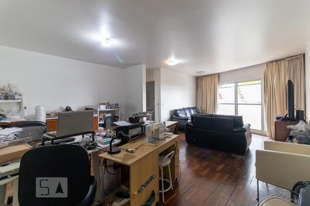 Apartamento à venda com 118m², 3 quartos e 1 vaga Apartamento à venda com 118m², 3 quartos e 1 vagaSala
