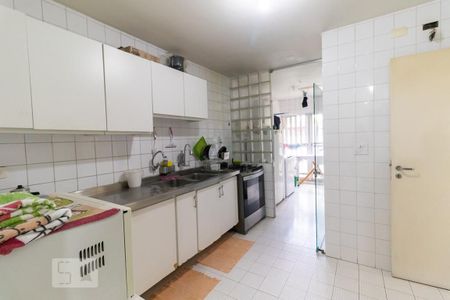 Apartamento à venda com 118m², 3 quartos e 1 vaga Apartamento à venda com 118m², 3 quartos e 1 vagaCozinha