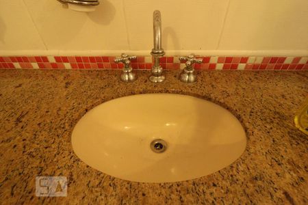 Apartamento à venda com 170m², 1 quarto e 2 vagasBanheiro 1