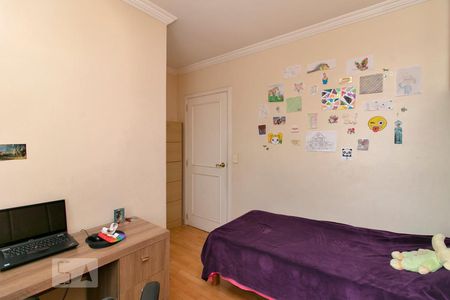 Casa à venda com 350m², 3 quartos e 3 vagasSuíte 2