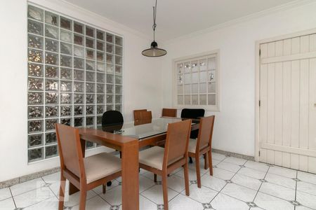 Casa à venda com 350m², 3 quartos e 3 vagasCozinha