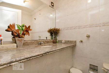 Casa à venda com 350m², 3 quartos e 3 vagasLavabo