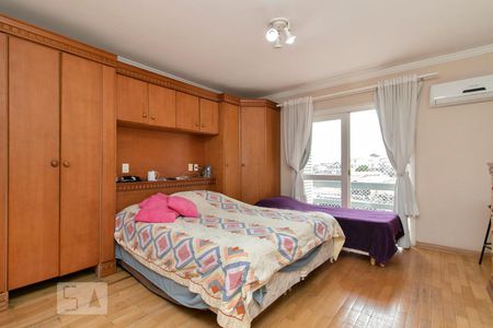 Casa à venda com 350m², 3 quartos e 3 vagasSuíte 1