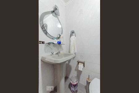 Casa à venda com 120m², 2 quartos e 3 vagasBanheiro Suíte 1