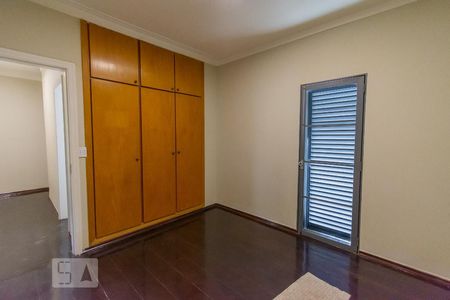 Casa para alugar com 250m², 4 quartos e 5 vagasQuarto 1