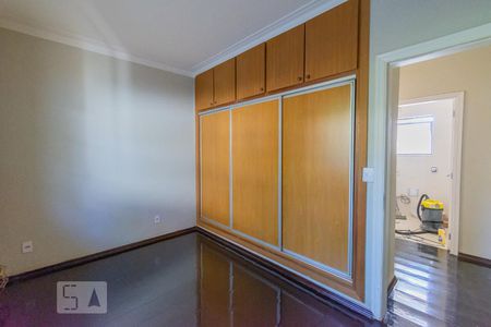 Casa para alugar com 250m², 4 quartos e 5 vagasQuarto 2