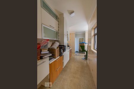 Casa para alugar com 250m², 4 quartos e 5 vagasCozinha