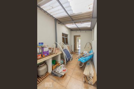 Casa para alugar com 250m², 4 quartos e 5 vagasÁrea de Serviço