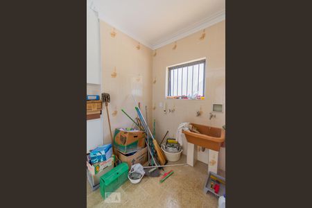 Casa para alugar com 250m², 4 quartos e 5 vagasÁrea de Serviço