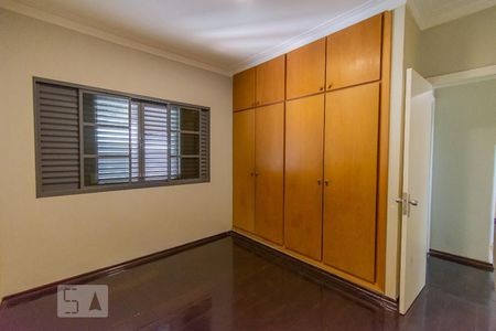 Casa para alugar com 250m², 4 quartos e 5 vagasQuarto 3