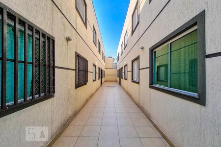 Casa de condomínio para alugar com 38m², 1 quarto e 1 vagaCorredor