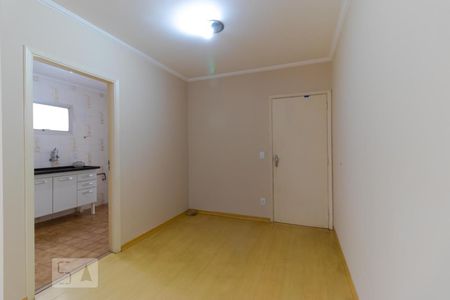 Salas de apartamento para alugar com 1 quarto, 56m² em Centro, Campinas