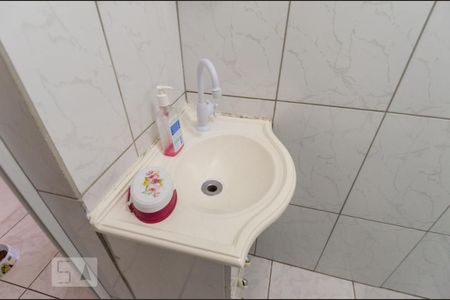 Casa à venda com 250m², 2 quartos e 2 vagasBanheiro da casa 2