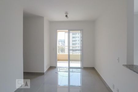 Sala de apartamento para alugar com 3 quartos, 65m² em Vila Caraguatá, São Paulo
