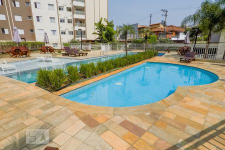 Apartamento para alugar com 65m², 3 quartos e 1 vagaÁrea comum - Piscina